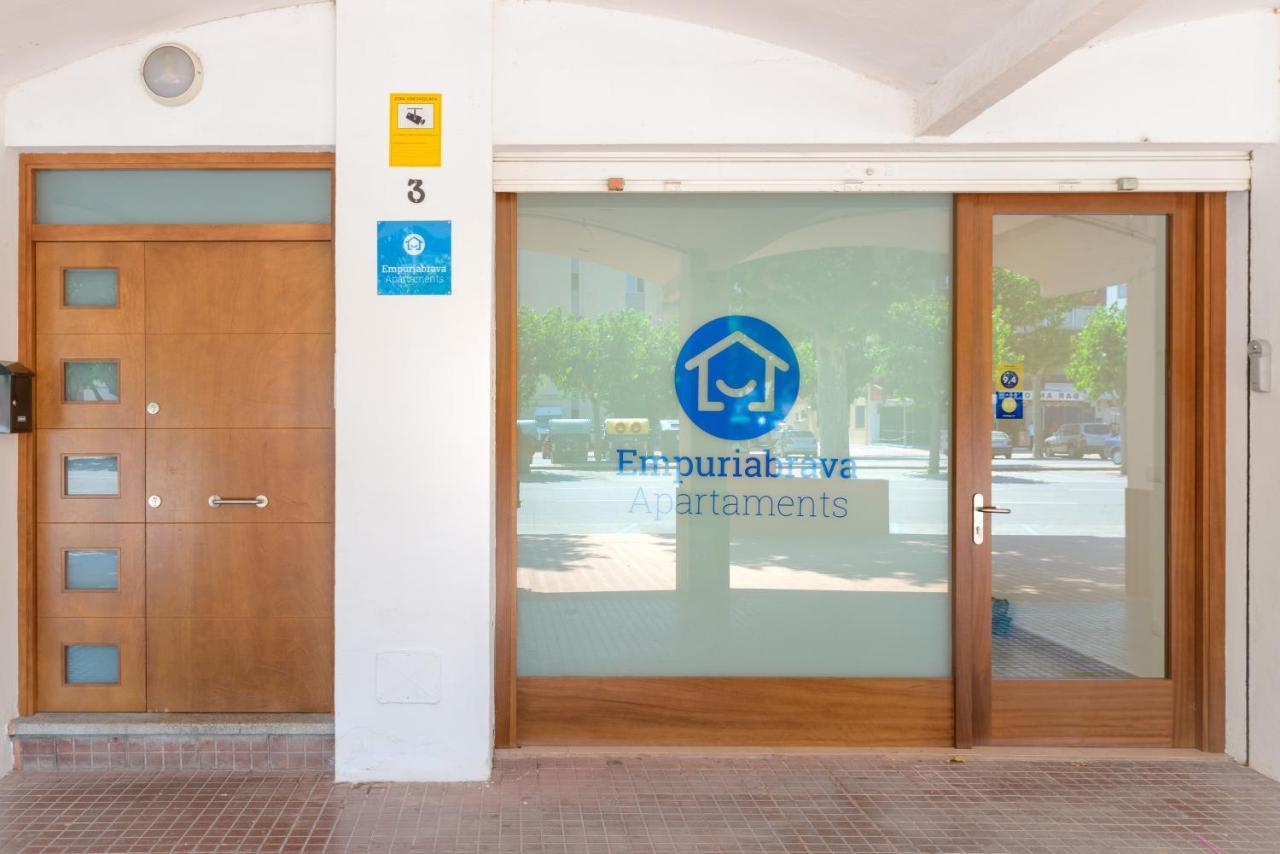 Empuriabrava Apartaments - Nº4 Exterior photo
